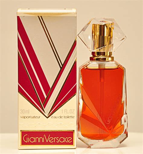 gianni versace profumo per donna|versace perfumes.